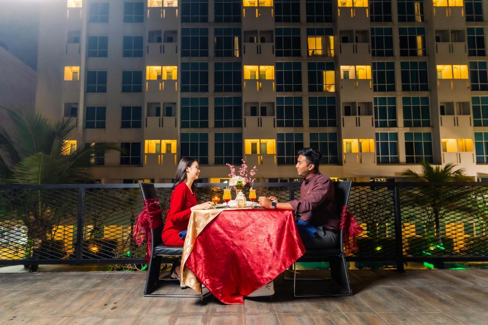 Swiss-Belinn Malang Exterior foto